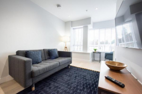 Space Apartments Secure Underground Parking Fast WiFi 50inch TV Flat 7